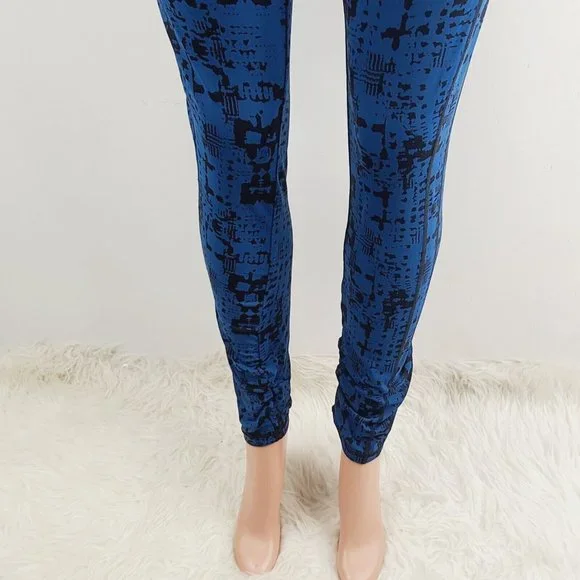 CAbi 963 Women's Blue Black Skinny Cool Down Pull On Yoga Tech Leggings Size L - Picture 4 of 6